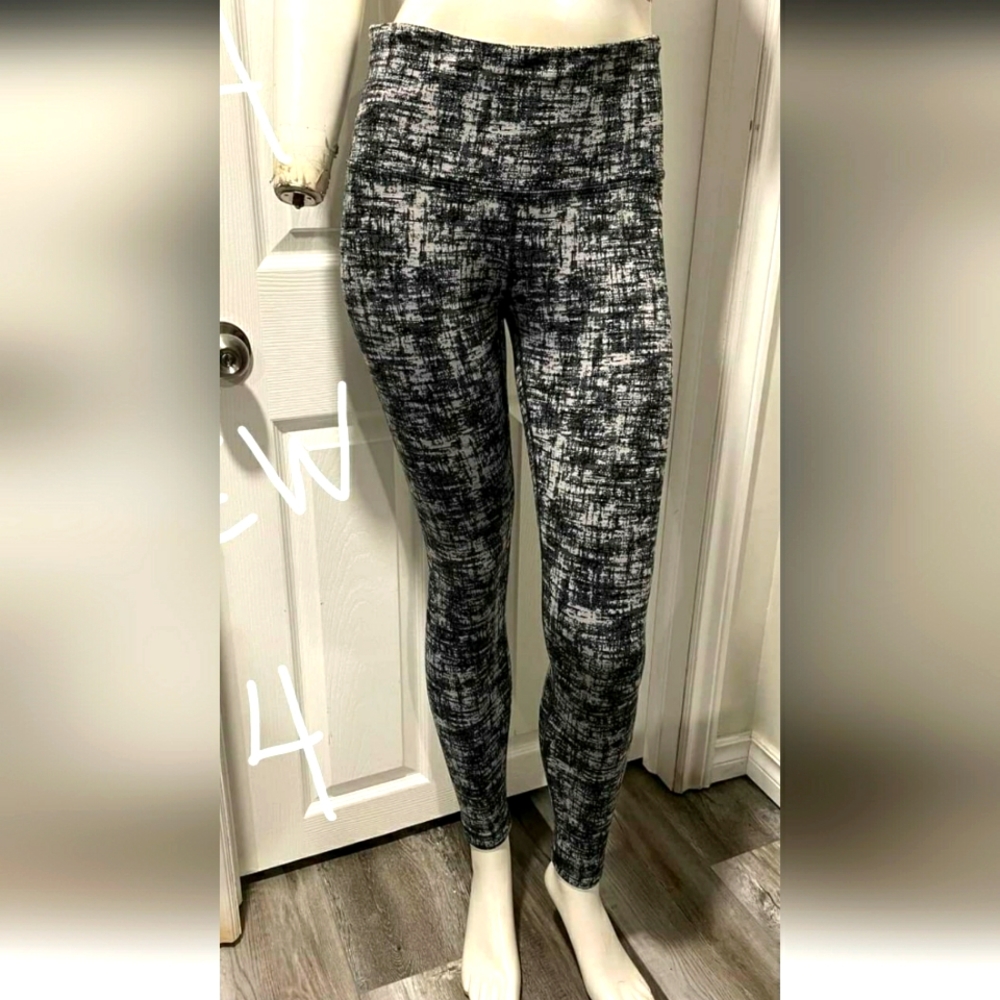 Kirkland leggings thermal size s